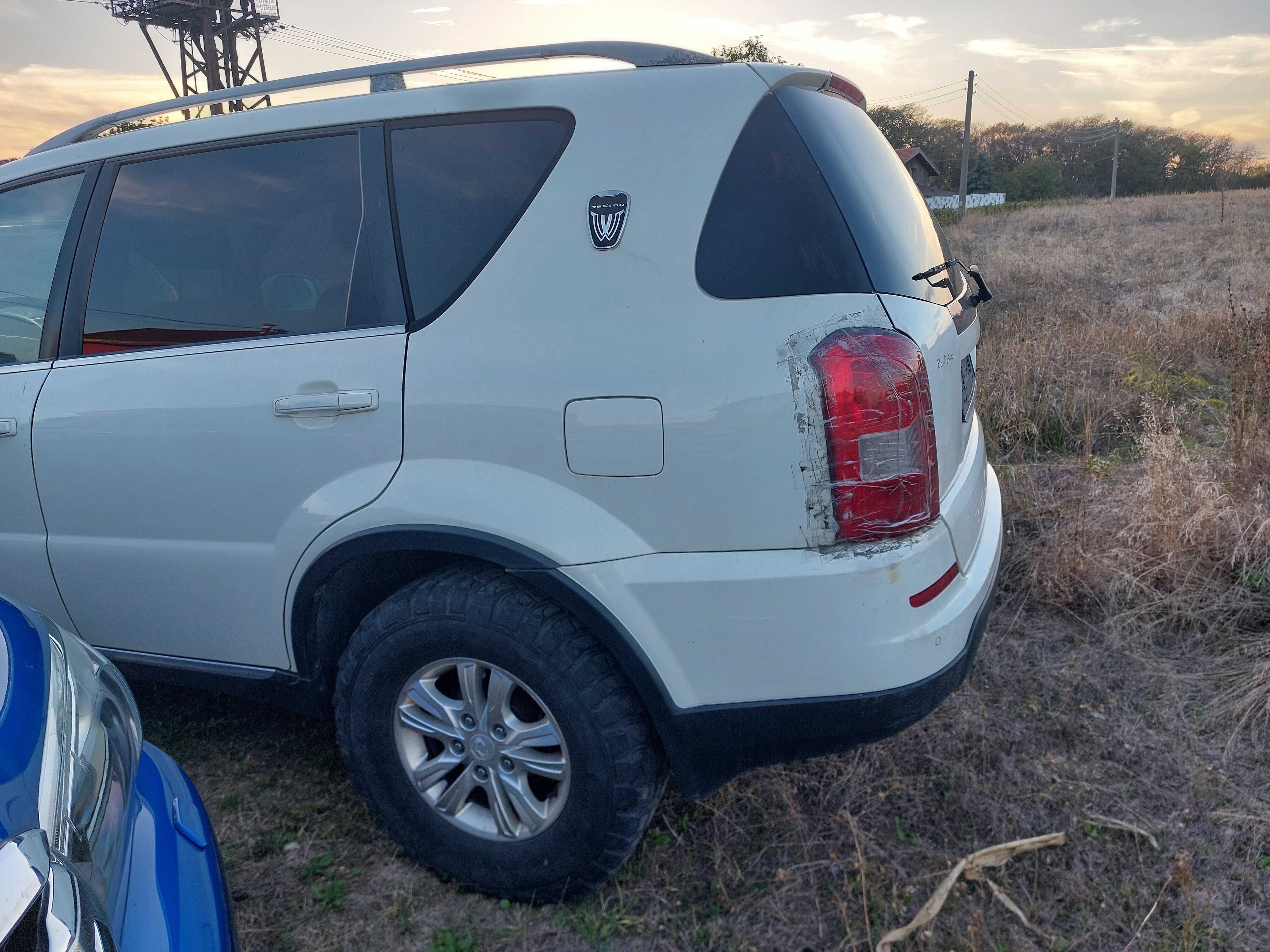 На части джип Ssangyong Rexton 2013 година 2.0 кубика 155 каня