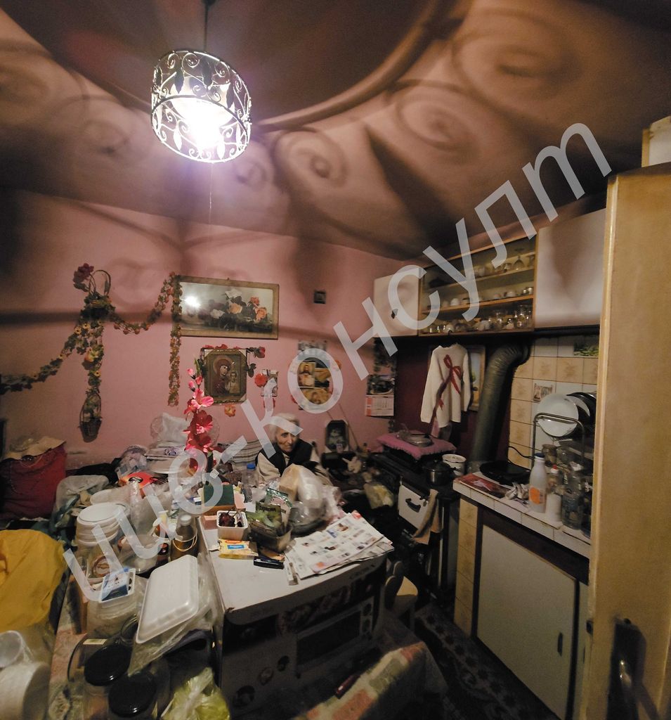 Продава се Двустаен апартамент в Велико Търново, Център - 50 кв.м за 1265 €/кв.м - Снимка #1