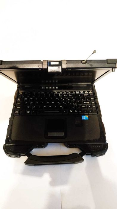 Laptop Militar GETAC B300 I7 4/250 SSD GB Antisoc Ultra Rugged