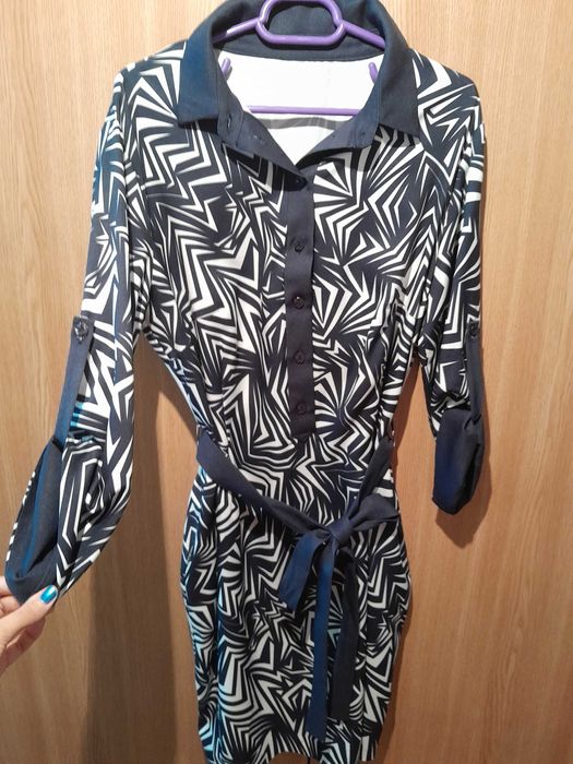 Rochie casual, midi cu mânecă ajustabilă, nasturi și cordon