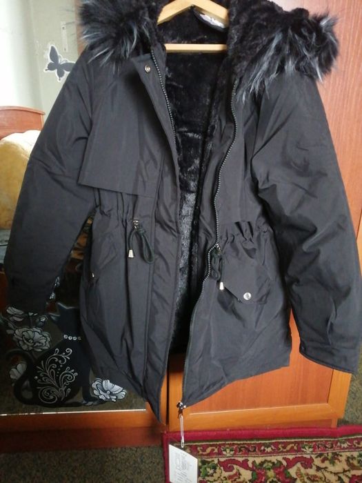 Продам куртку зима на подростка (11-12лет) новая