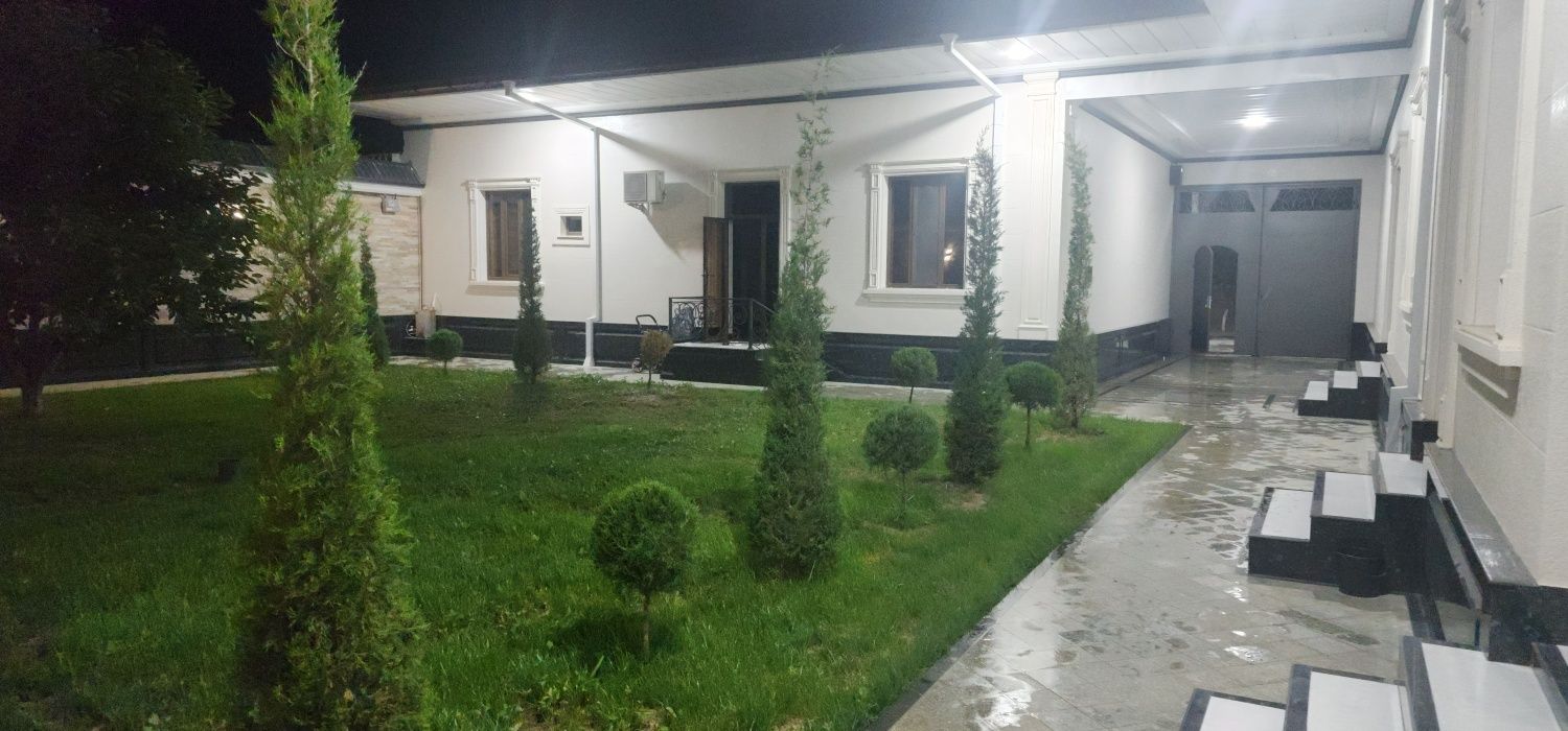 Жиззах шахарда Ховли сотилади! 2 хужаликка мулжалланган, Шахар худуди.