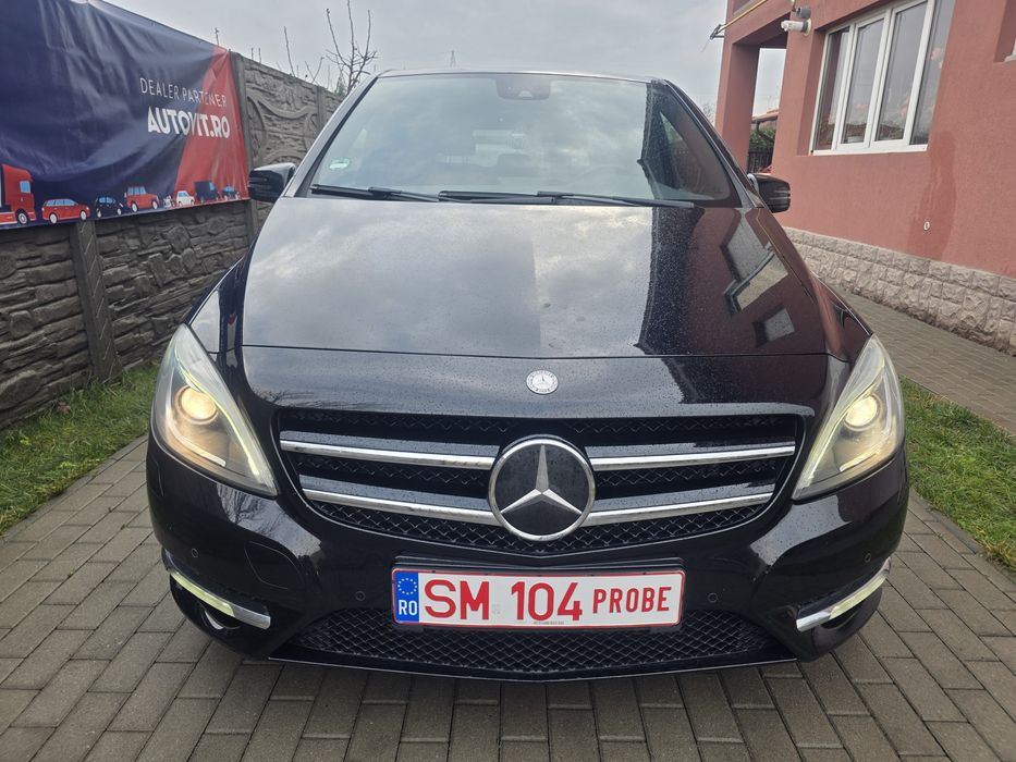 MERCEDES B CLASSE Automat Xenon Led
1.8 DIESEL 135CP 
2012  271000 km