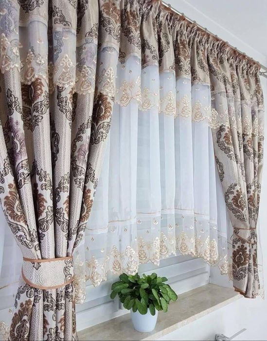 Seturi superbe perdea cu draperie