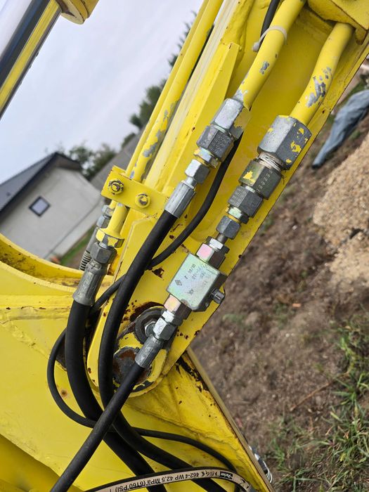 Miniexcavator yanmar