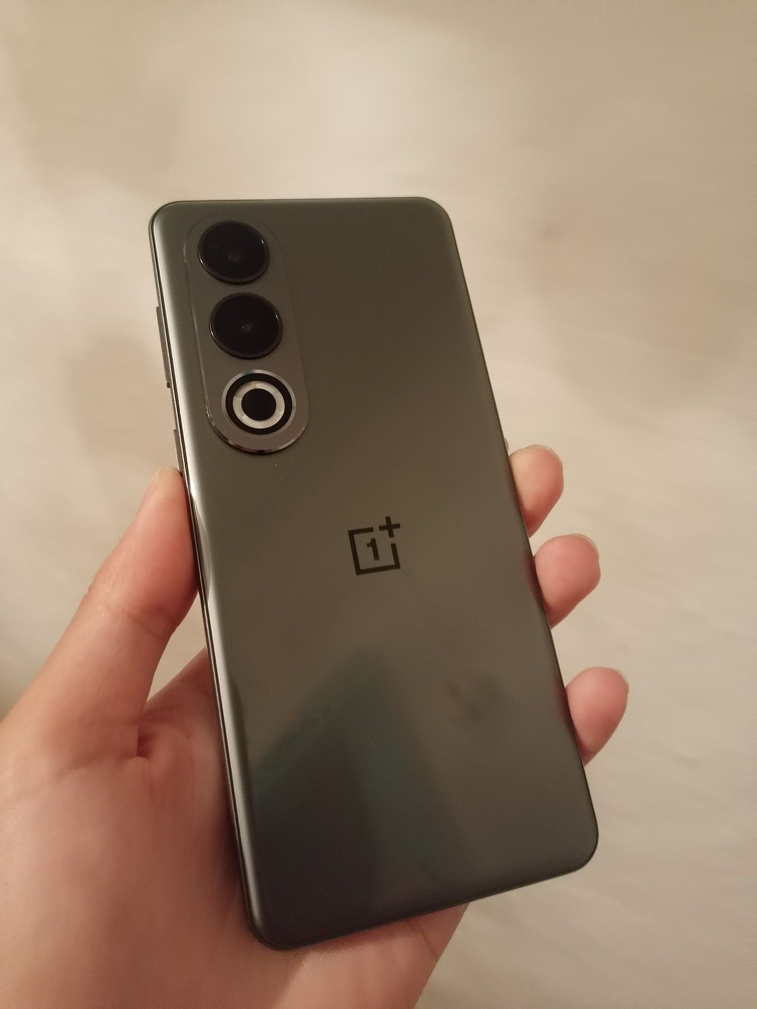 Oneplus ace 3v 12/256