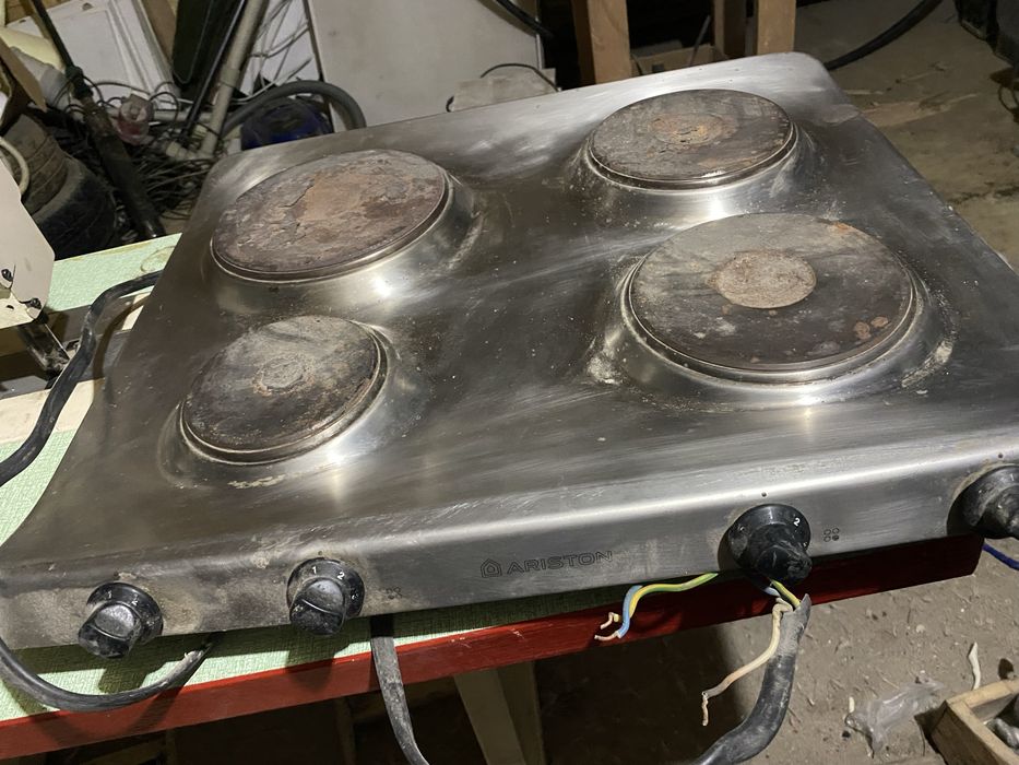 Электрическая плита