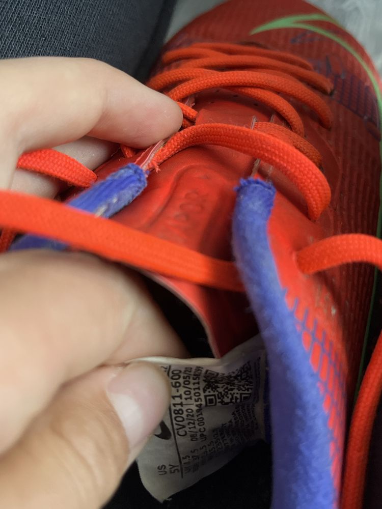 37/38 номер.Nike mercurial superfly 8 academy mg red.