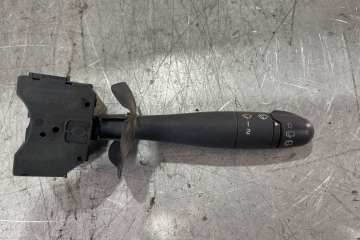 Maneta stergatoare parbriz si luneta Dacia Logan prima generatie