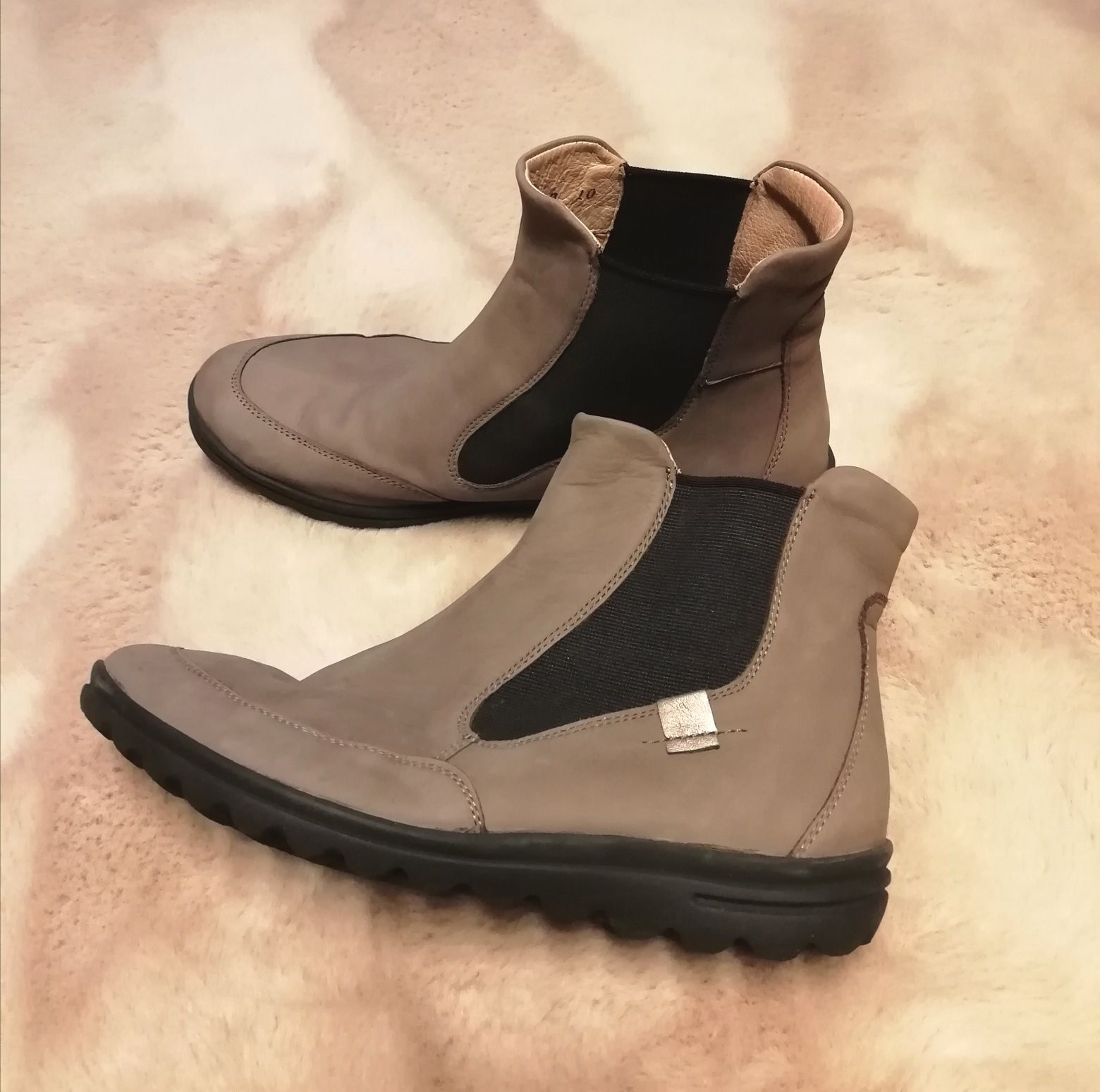 Ghete/botine piele LADY SKO nr. 38 - noi