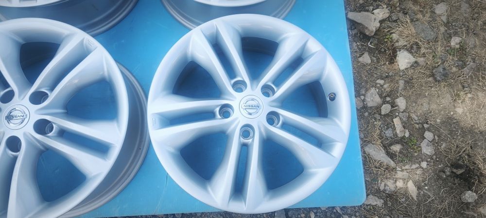 5х114.3 17 цола NISSAN