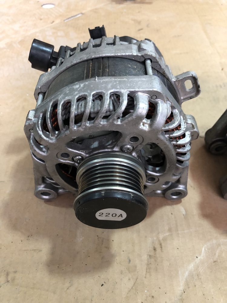 Alternator Citroen Peugeot Fiat 2.0 hdi / 2.2 hdi 220A 12v