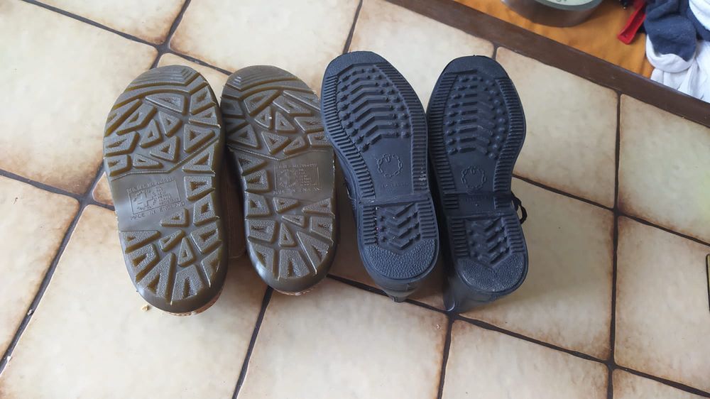 Vand cizme si ghete barbati de piele noi.