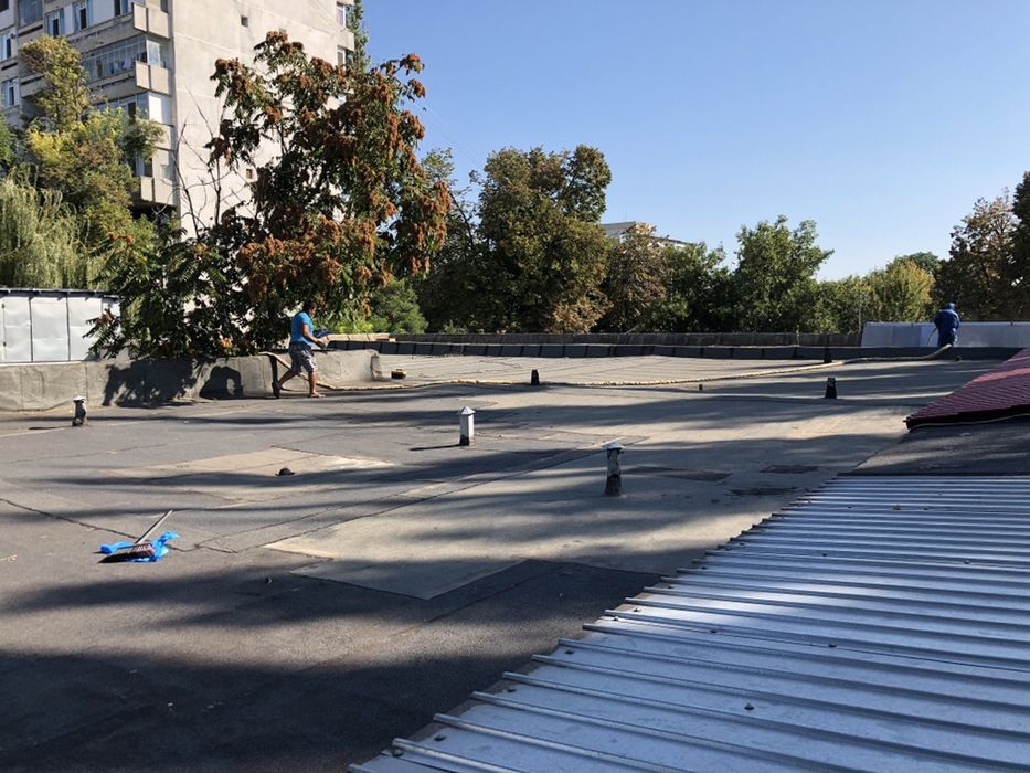 Izolatie spuma poliuretanica Mansarde,Hale,Terase