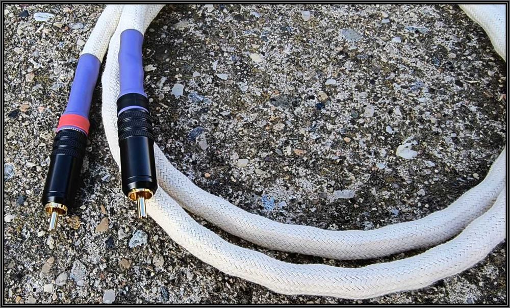 cabluri audio RCA si XLR, boxe