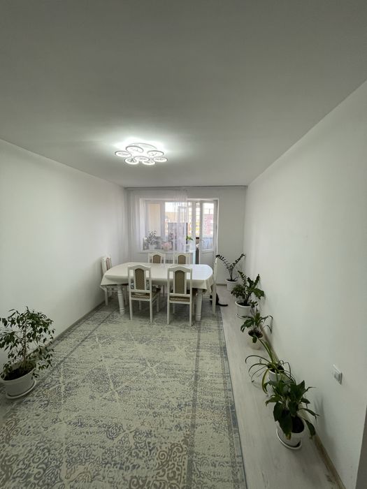 Продаётся 2-к квартира, 58 м², 9/9 эт., кирпичный дом (2021 г.)