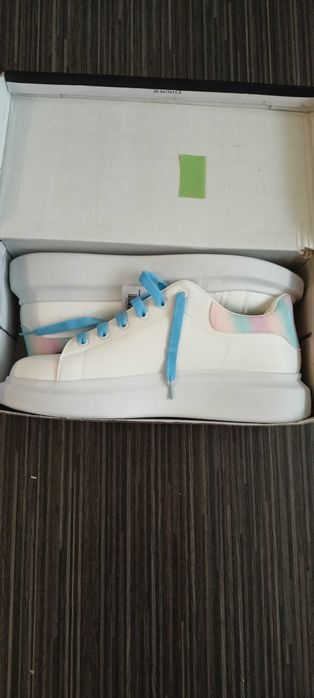 Мъжки маратонки 45 номер