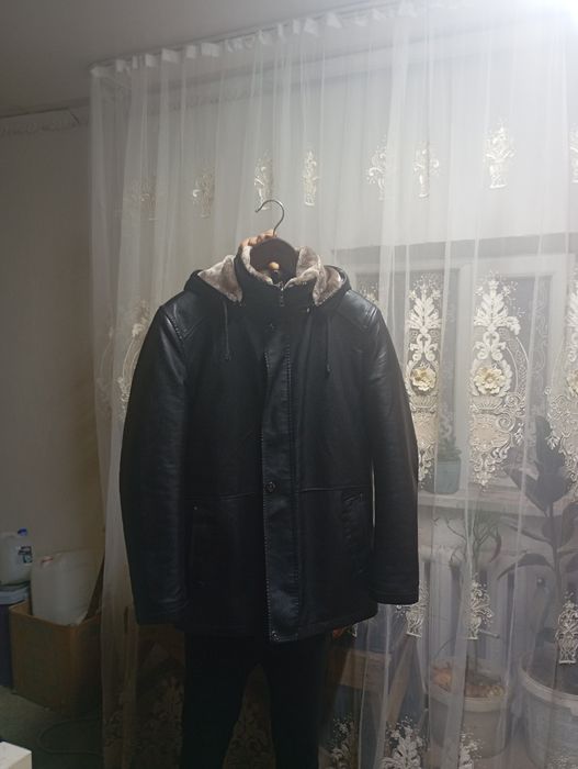 Продам кожаные куртки зимние м