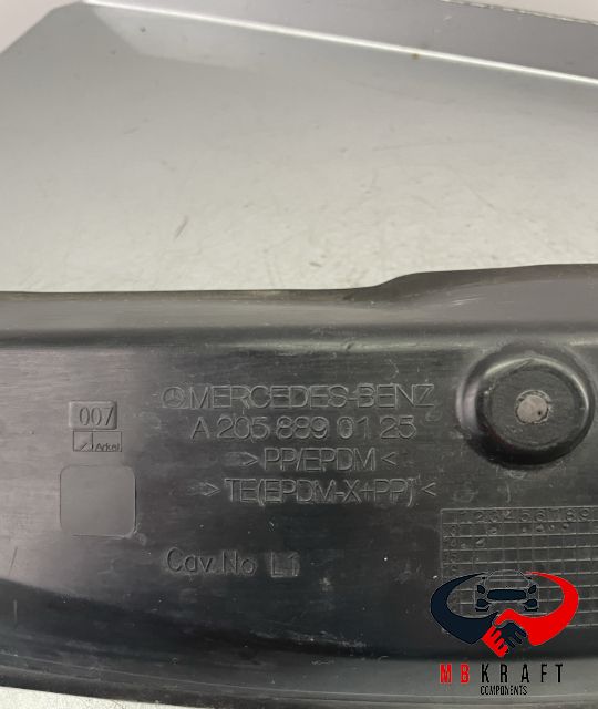 Capac aripa interior stanga A2058890125 A 205 889 01 25 Mercedes-Benz