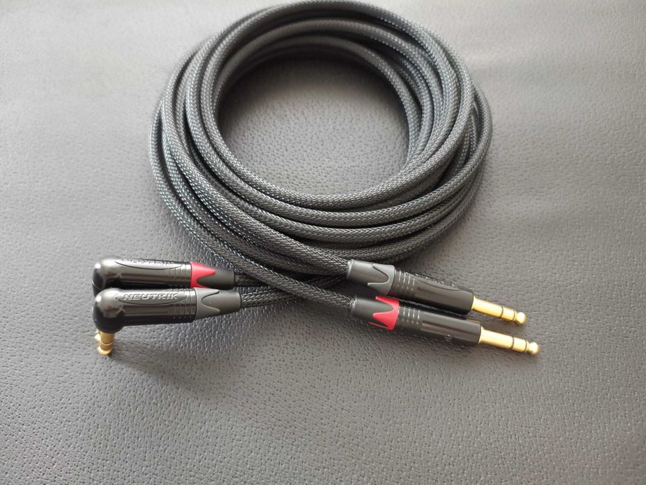 Cablu Audio Profesional Canare cu conector Neutrik Jack 6.3 mm TRS