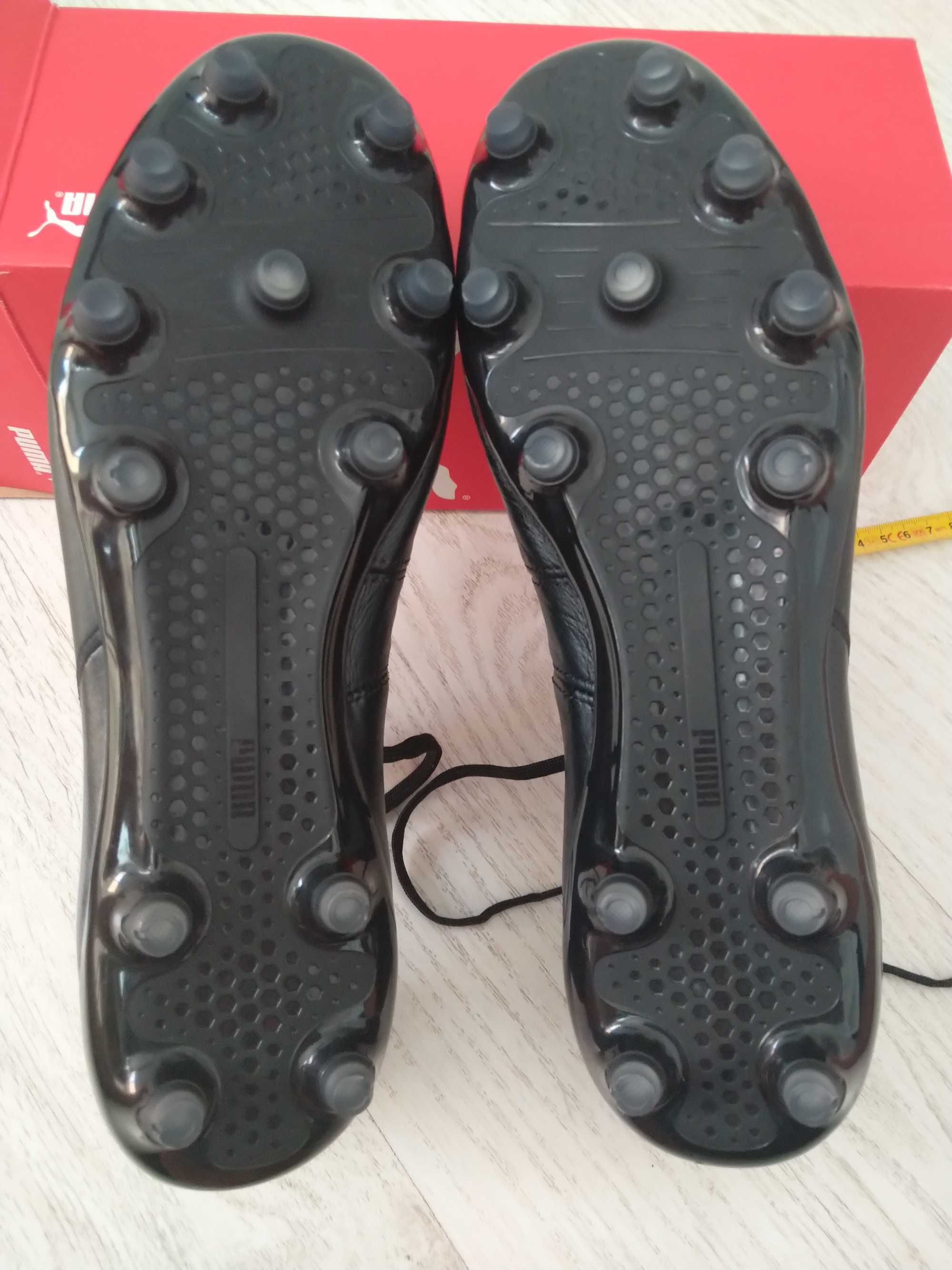 Футболни обувки Puma King Pro Fg 105608 01 черни номер 45