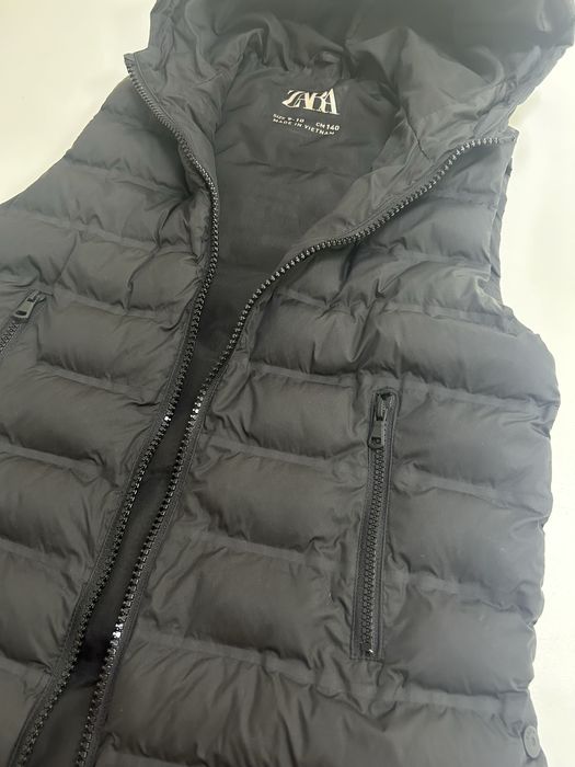 Пухен елек ZARA за момиче