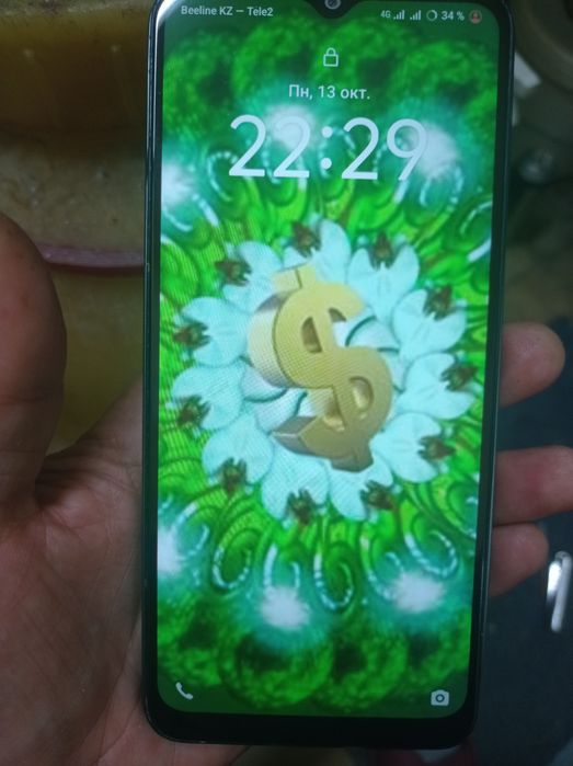 Продам смартфон Vivo Y17s
