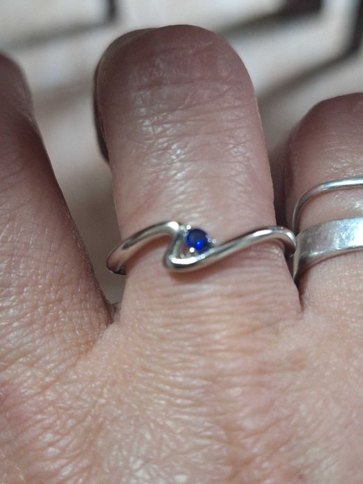 Inel din argint 925,marimea 9/19 mm,cu piatra
