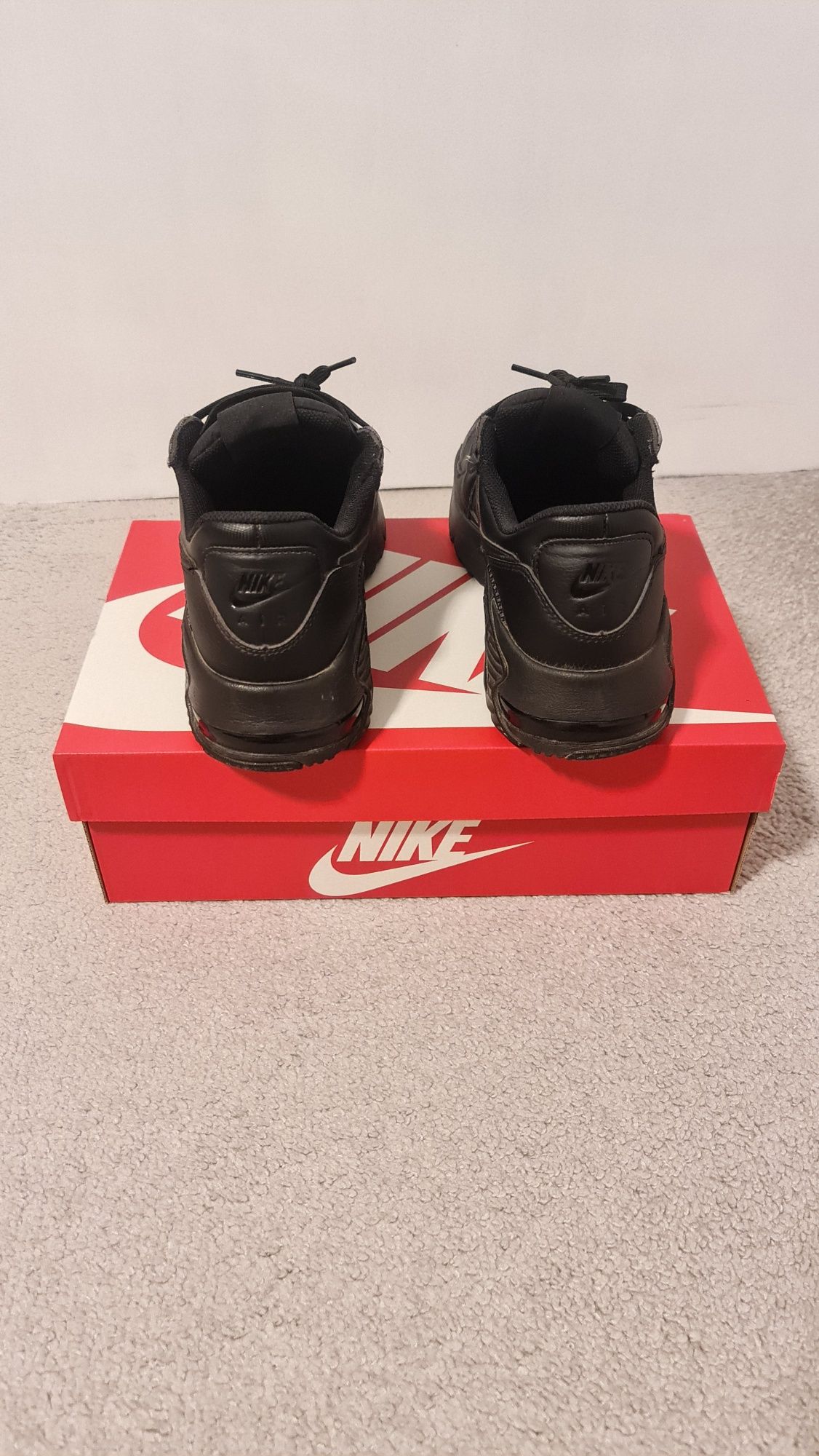 Маратонки NIKE AIR MAX 40,5