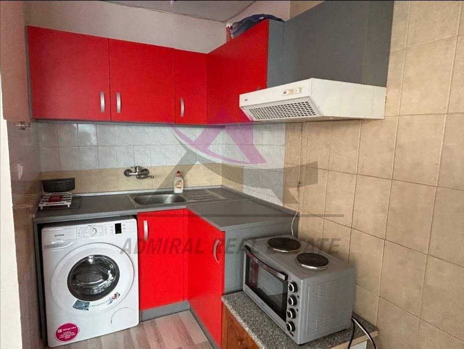 Атрактивна цена -три отделни стаи -Червен площад