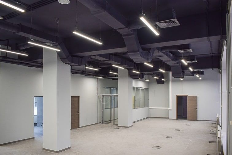 От 400 тг покраска стен и потолков.