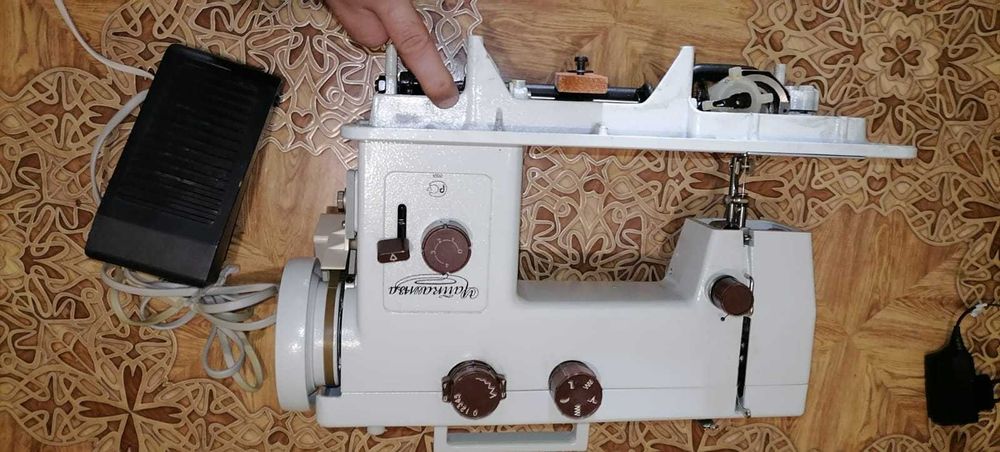 Швейная машина Чайка 143А.