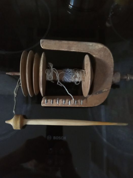 Продам челнок для прялки