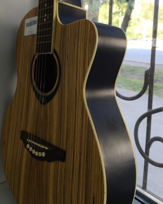 Акустическая гитара Ghard /актив ломбард/ 0-0-24