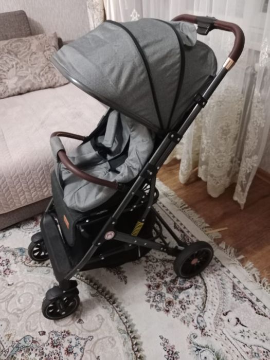 Продам коляску