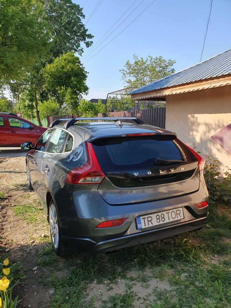 Volvo V40 D2 Model 2014