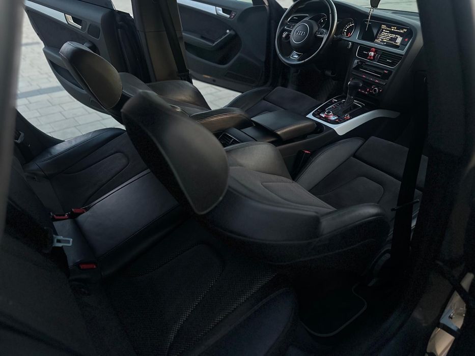 AUDI A5 2.0TDI 177CP 3x S-LINE Quattro E5 Trapa,jante R20 TOP.