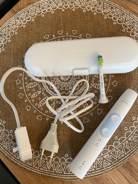 Електрическа четка за зъби Philips sonicare