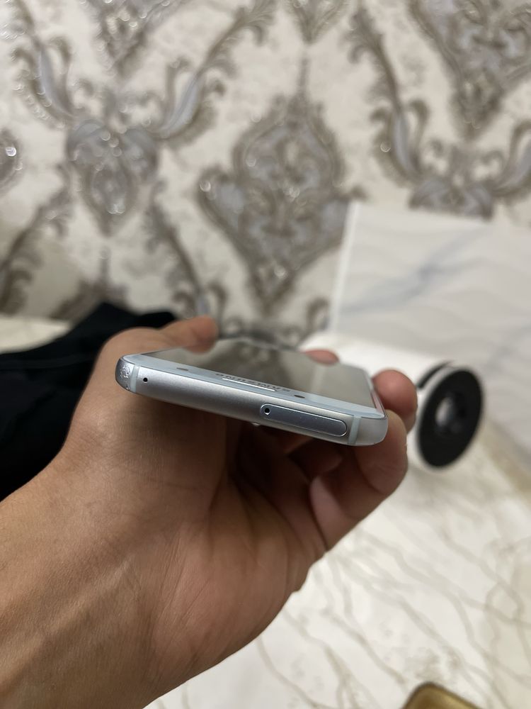 Samsung A3 2017 edial