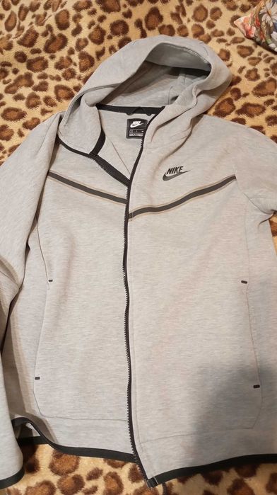 Ватиран суичър, S razmer