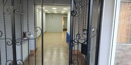 Вдоль дороги 76м² 3 комнаты Чиланзар 26 кинотеатр Ватан