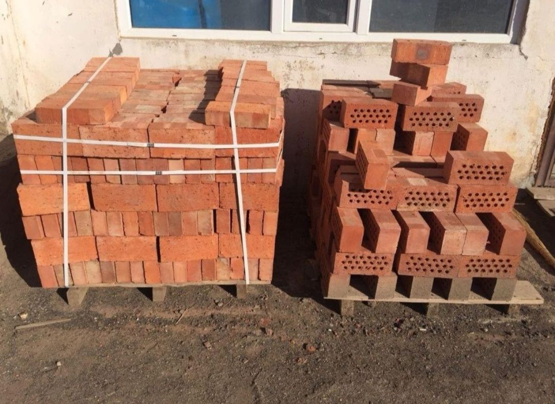 Новый Кирпич зовутовочный Полуторный и Одинарный