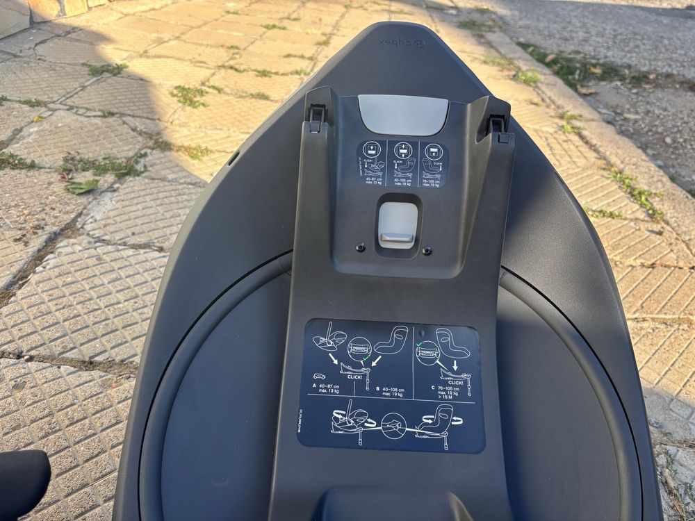 Столче за кола (кошница) за бебе Cybex Gold Cloud G I-size + база