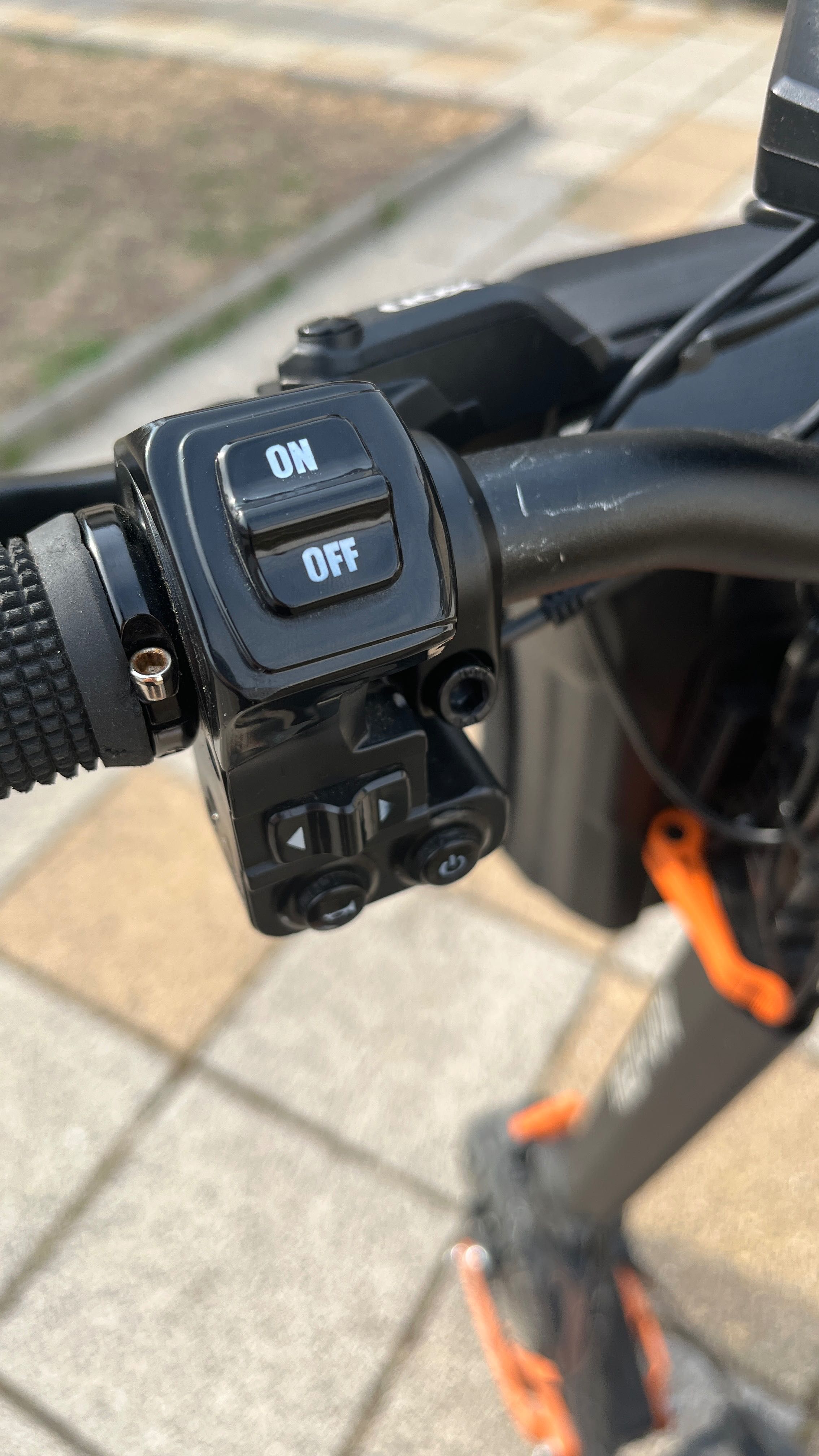 Kukirin g2 max с хидравлични спирачки