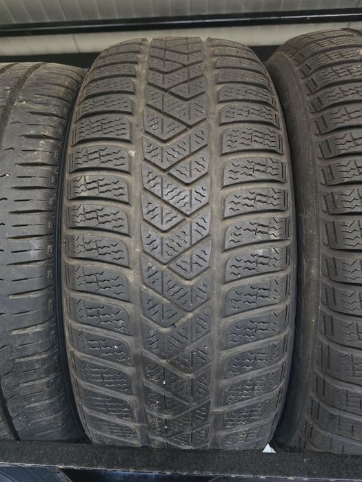 2 Броя 215/60/16 Pirelli 5,2mm