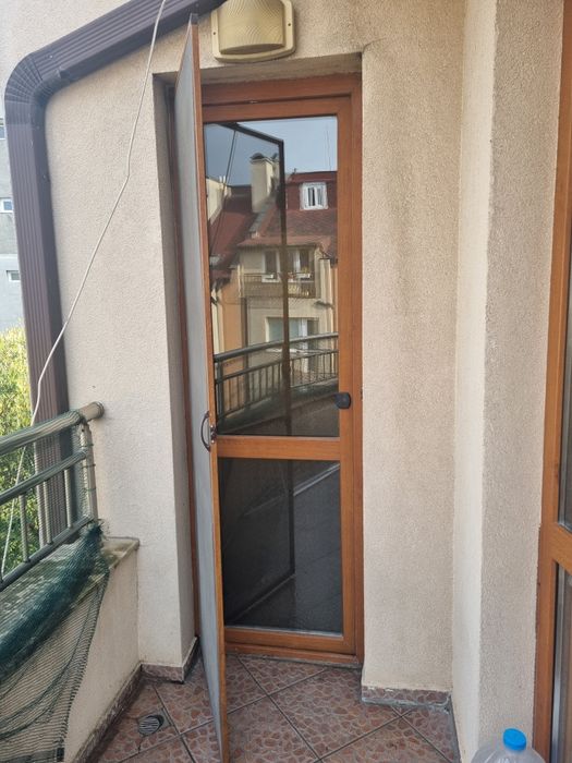 ПВЦ дограма, златист дъб