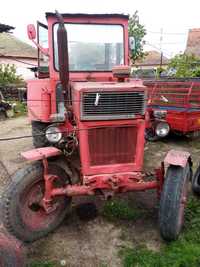 Tractor UTB 650 3700 euro