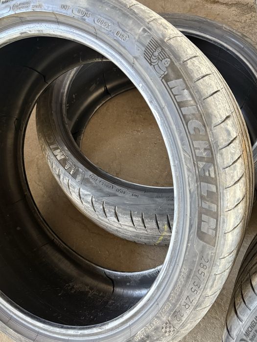 285/35R22 315/30R22 Michelin N0