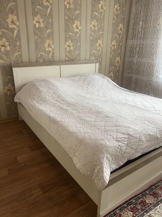 Кровать двуспальная