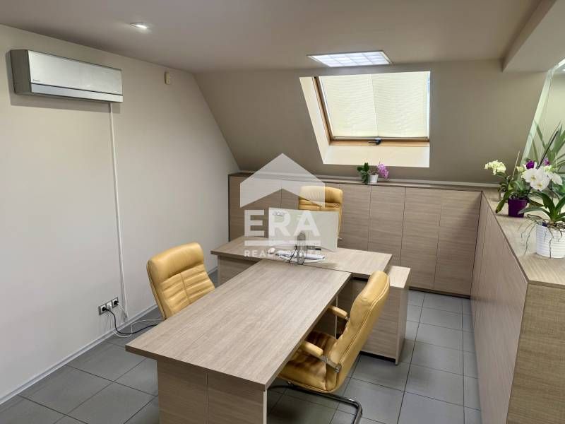 Продава се Офис в Варна, Център - 124 кв.м за 2904 €/кв.м - Снимка #9